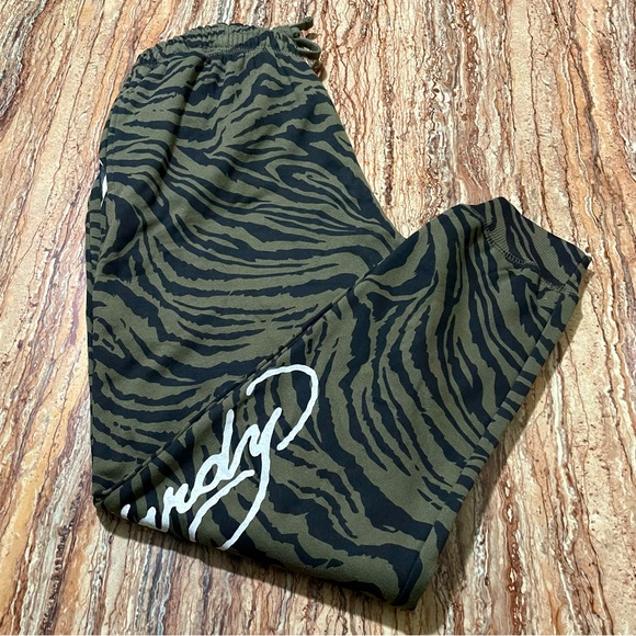 Ed Hardy Jogger Sweatpants Men’s XL Green Tiger Stripes Dragon Print - Picture 3 of 10